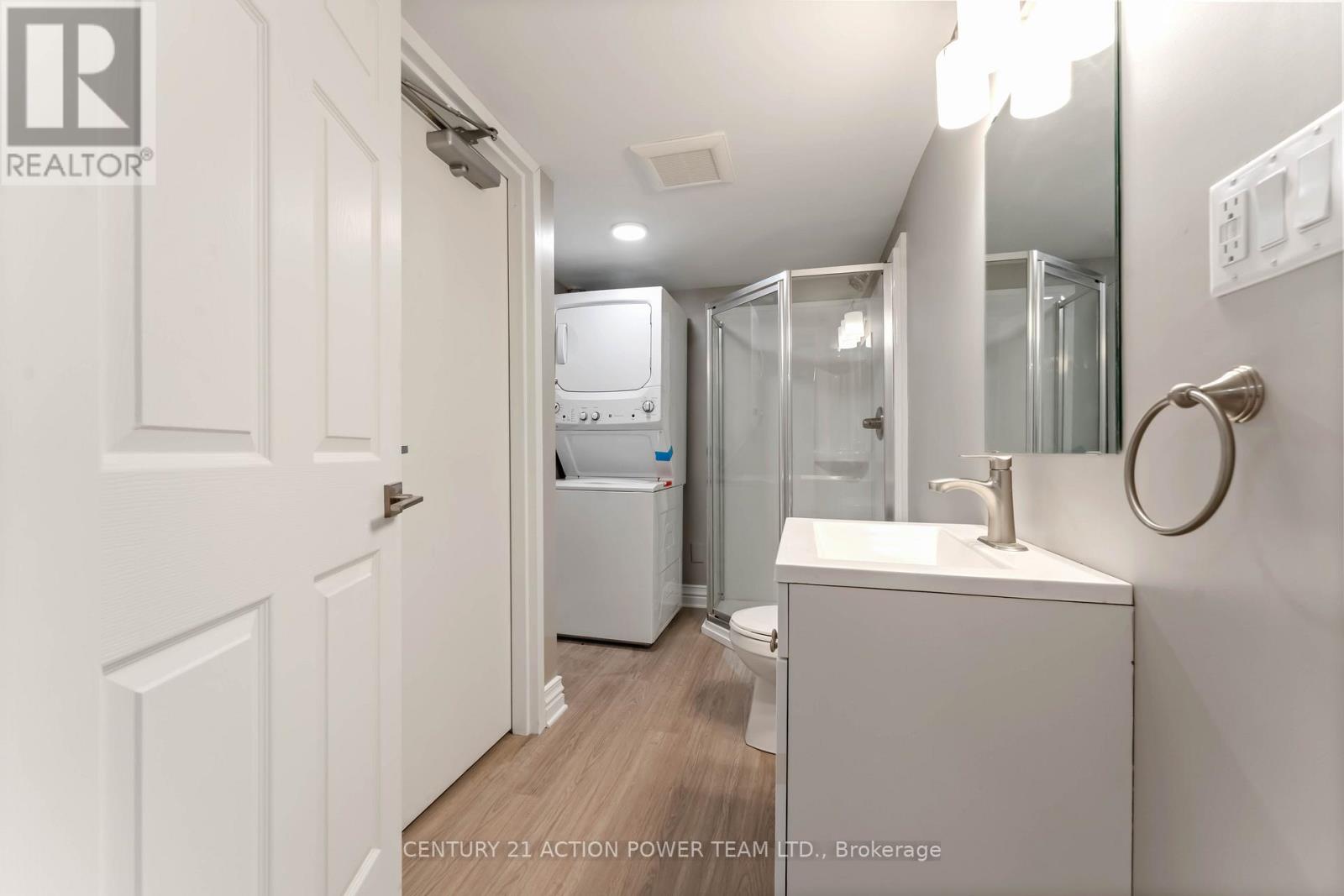 B - 427 Grassland Terrace, Ottawa, Ontario  K1E 2S1 - Photo 22 - X12396897