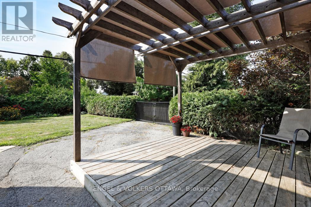 814 Pleasant Park Road, Ottawa, Ontario  K1G 1Y9 - Photo 19 - X12396929