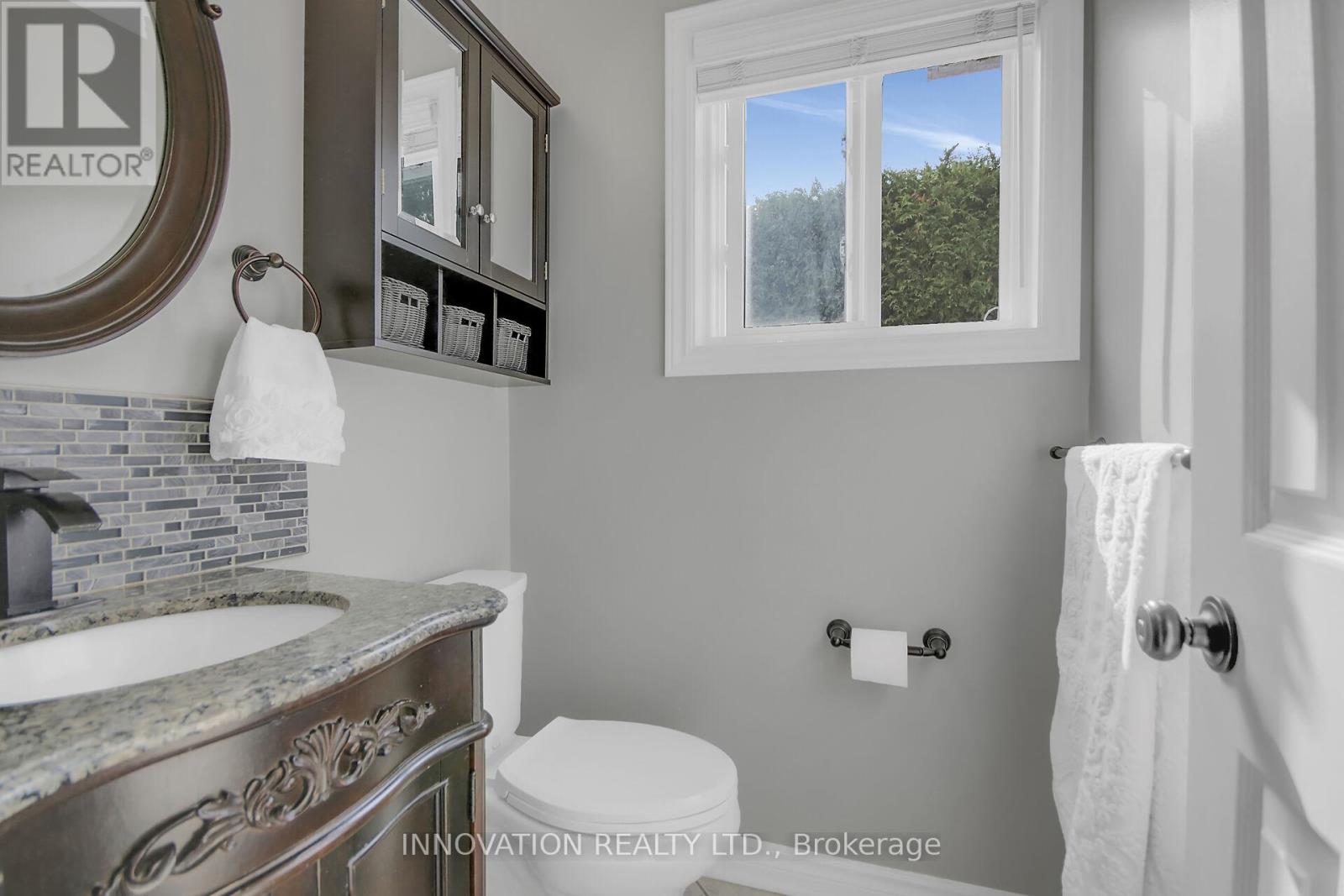 76 Chickasaw Crescent, Ottawa, Ontario  K2M 1M7 - Photo 15 - X12396933