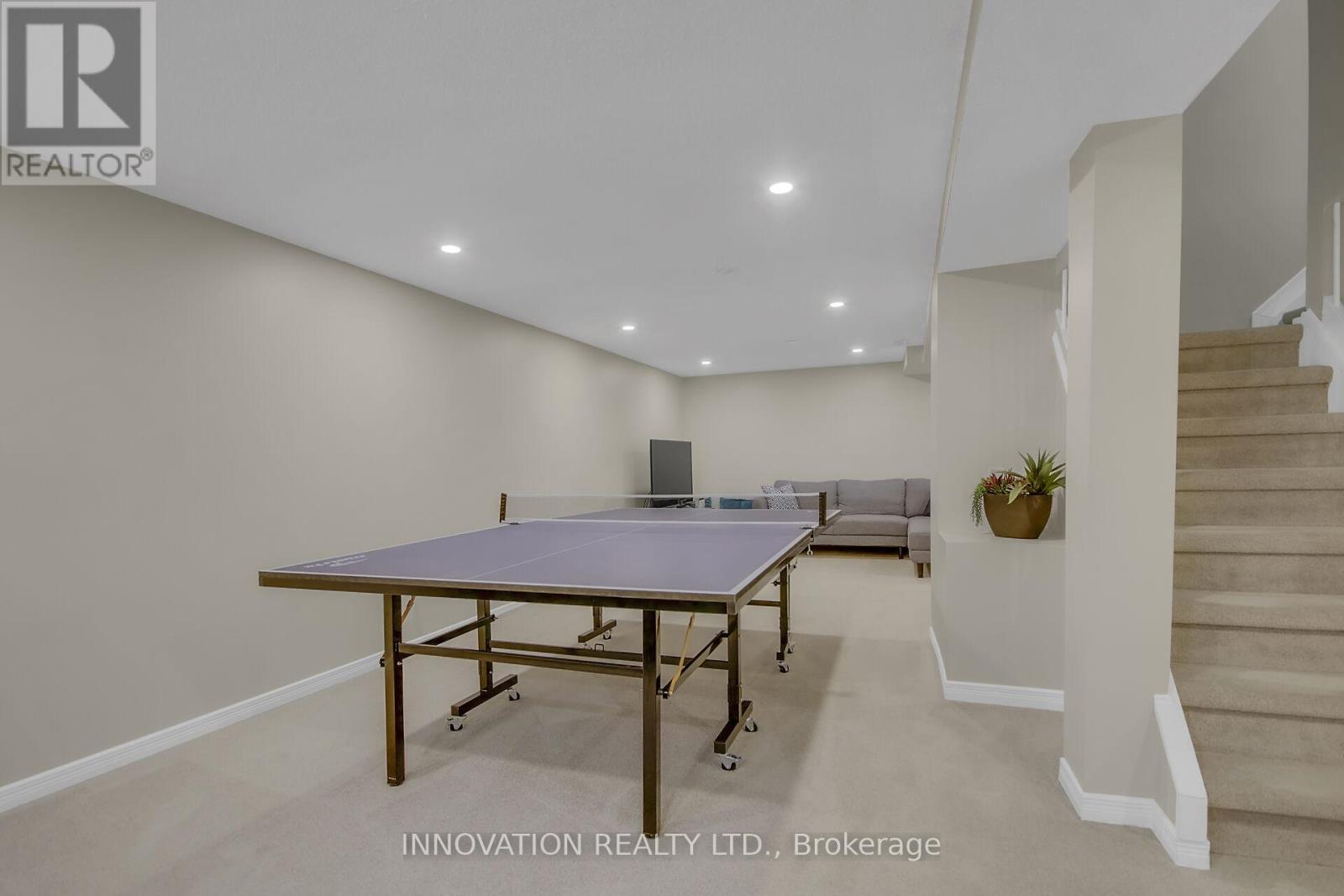 76 Chickasaw Crescent, Ottawa, Ontario  K2M 1M7 - Photo 31 - X12396933