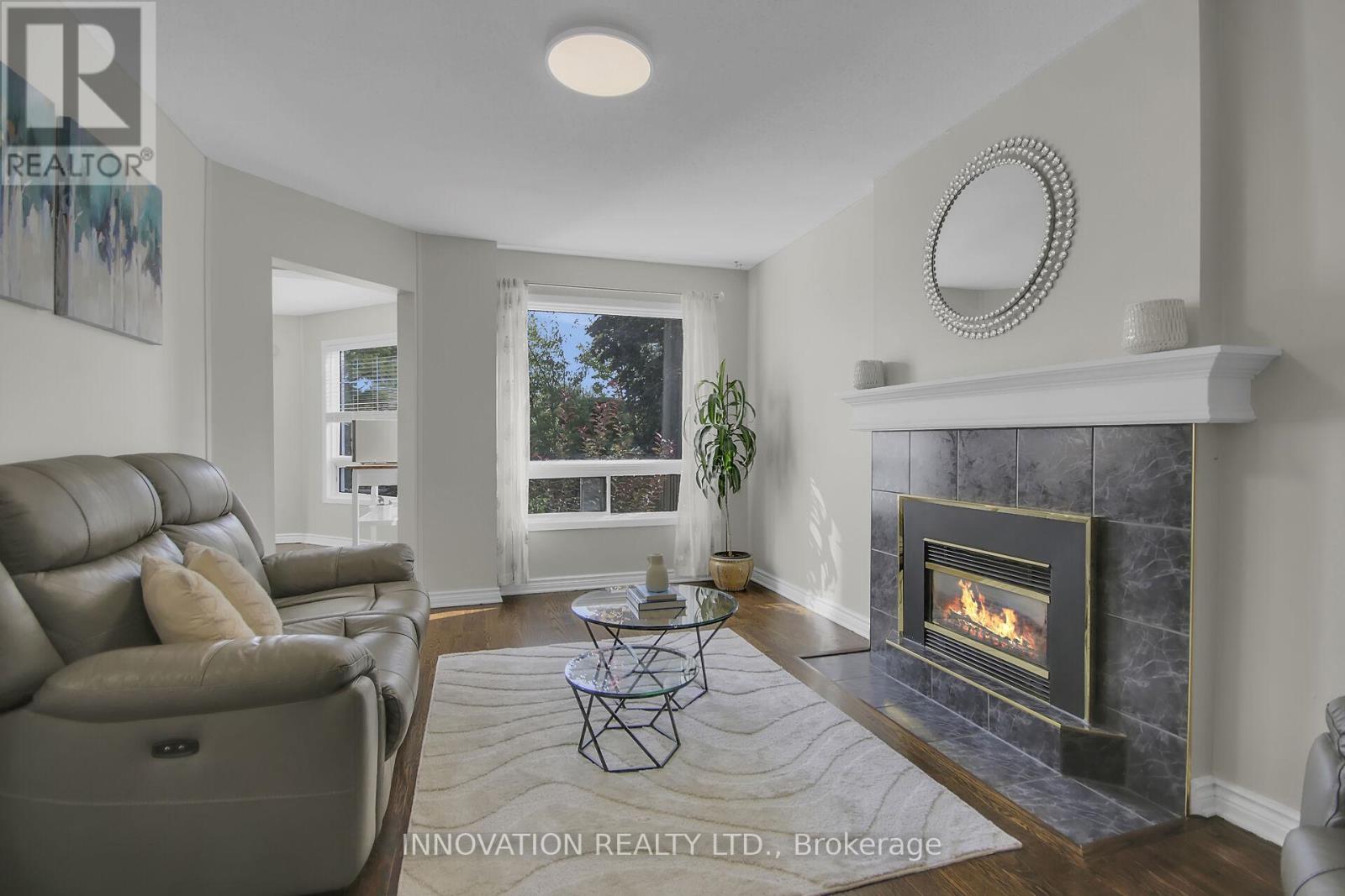 76 Chickasaw Crescent, Ottawa, Ontario  K2M 1M7 - Photo 7 - X12396933