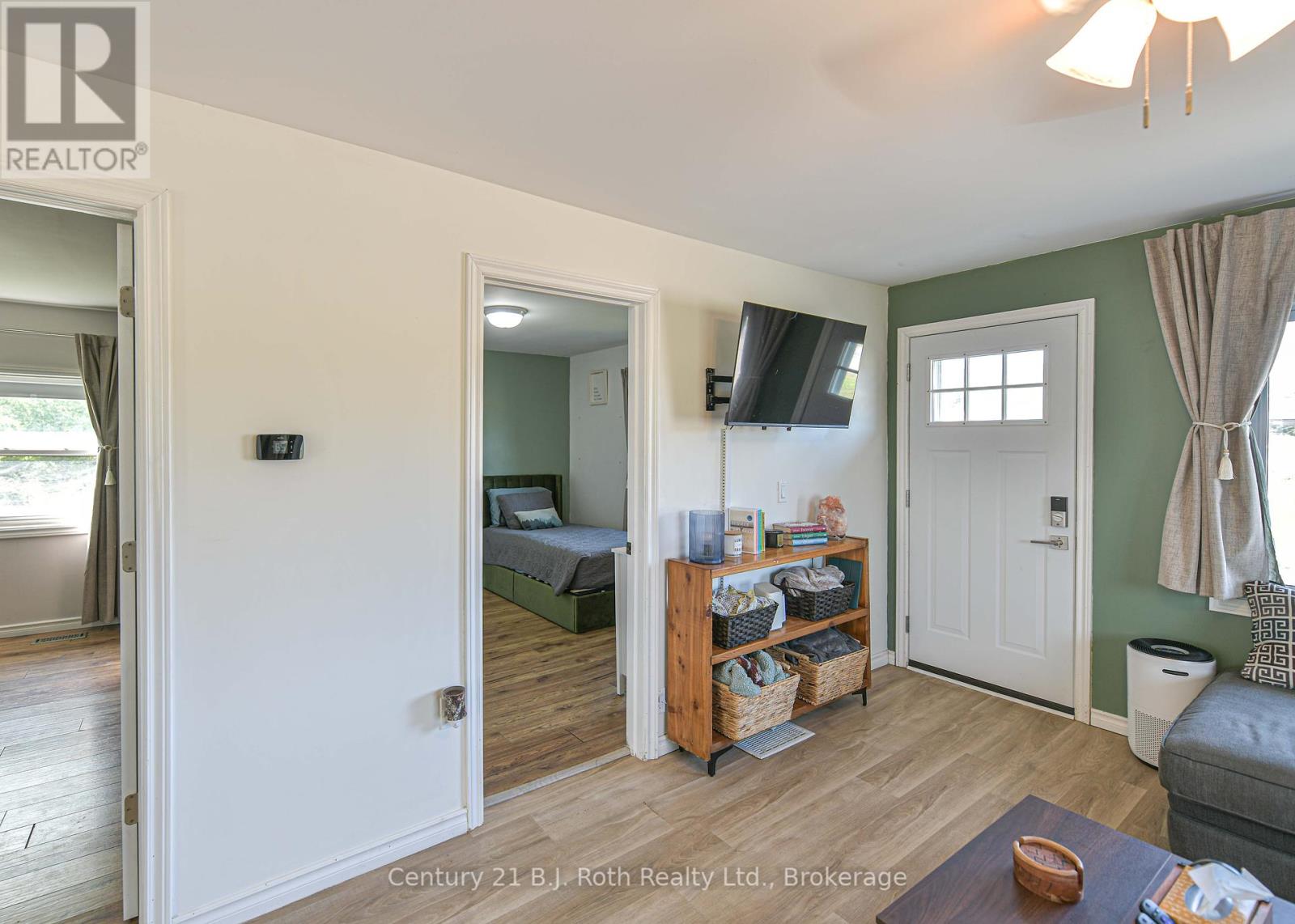8441 11 Highway N, Severn, Ontario  L3V 0N3 - Photo 15 - S12396796