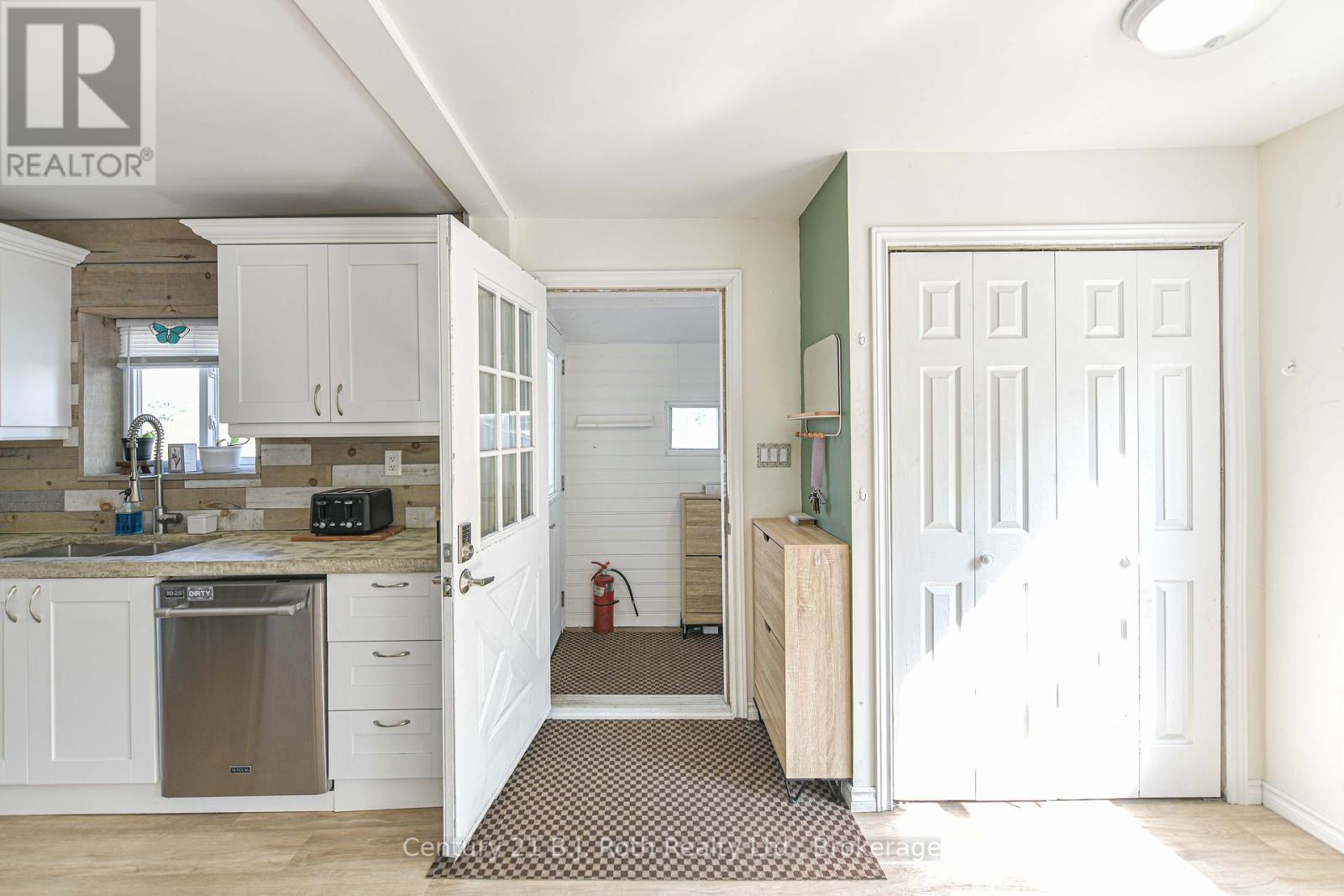 8441 11 Highway N, Severn, Ontario  L3V 0N3 - Photo 36 - S12396796