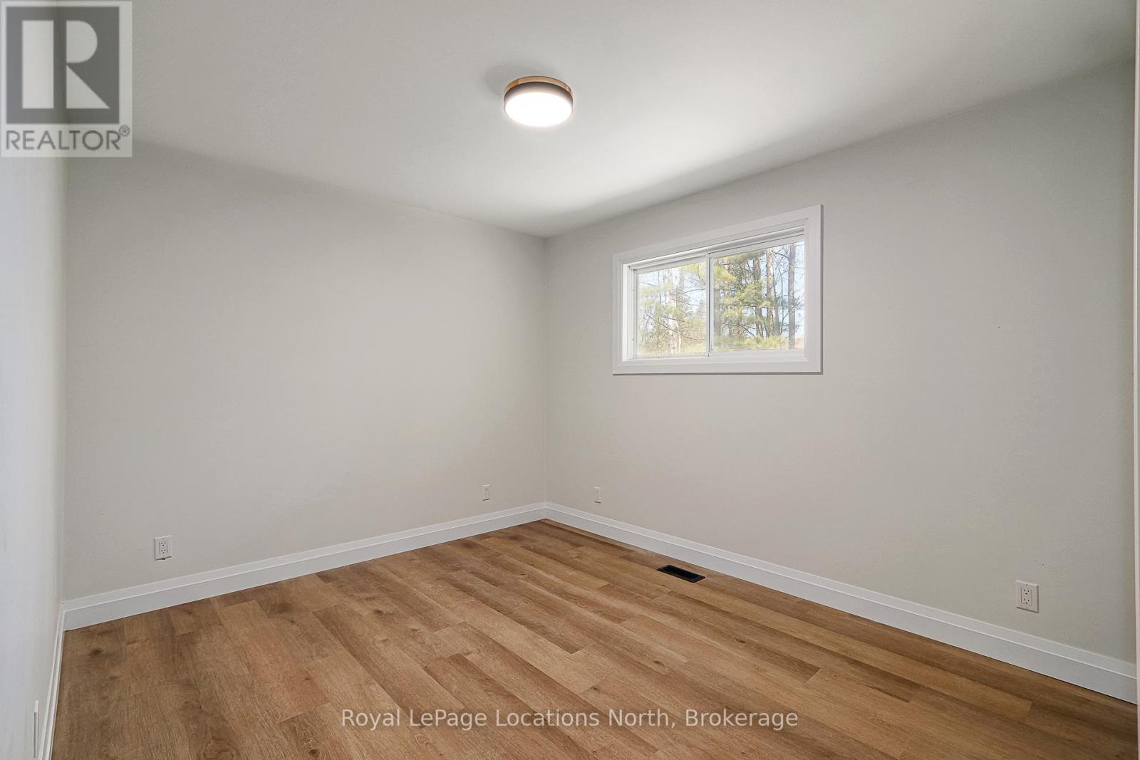 11 Lisbon Court, Wasaga Beach, Ontario  L9Z 1L2 - Photo 22 - S12396830