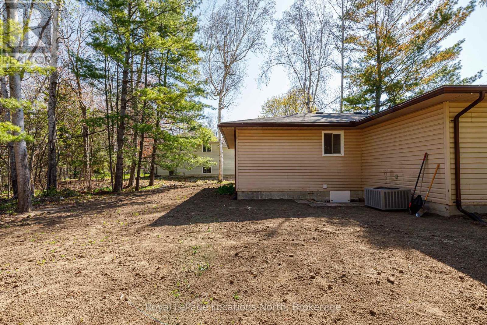 11 Lisbon Court, Wasaga Beach, Ontario  L9Z 1L2 - Photo 43 - S12396830