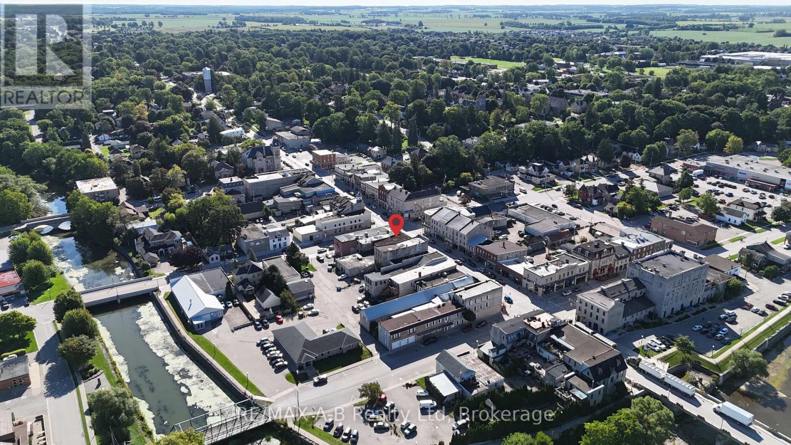 125 Queen Street E, St. Marys, Ontario  N4X 1C4 - Photo 18 - X12396864