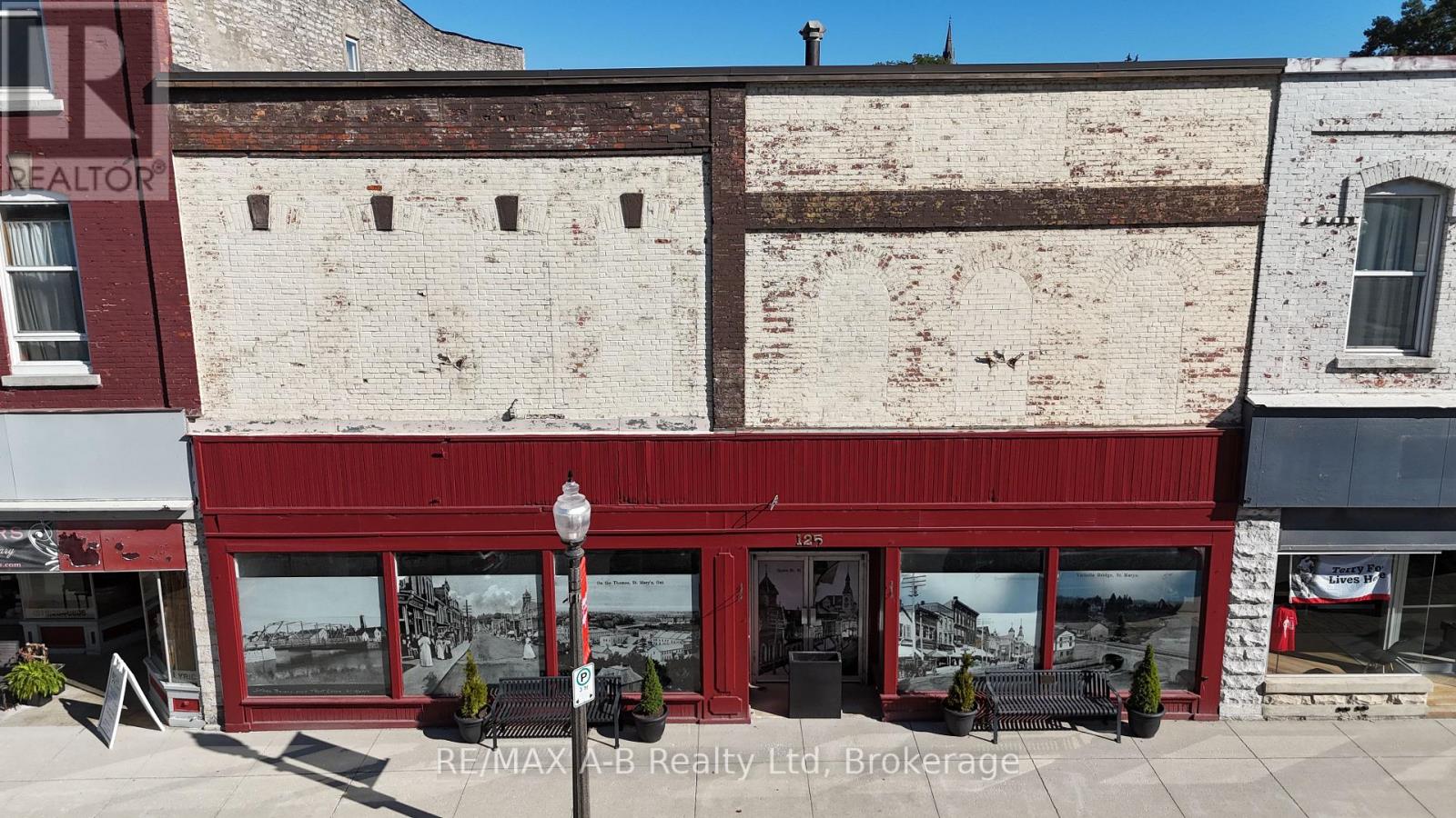 125 Queen Street E, St. Marys, Ontario  N4X 1C4 - Photo 4 - X12396864