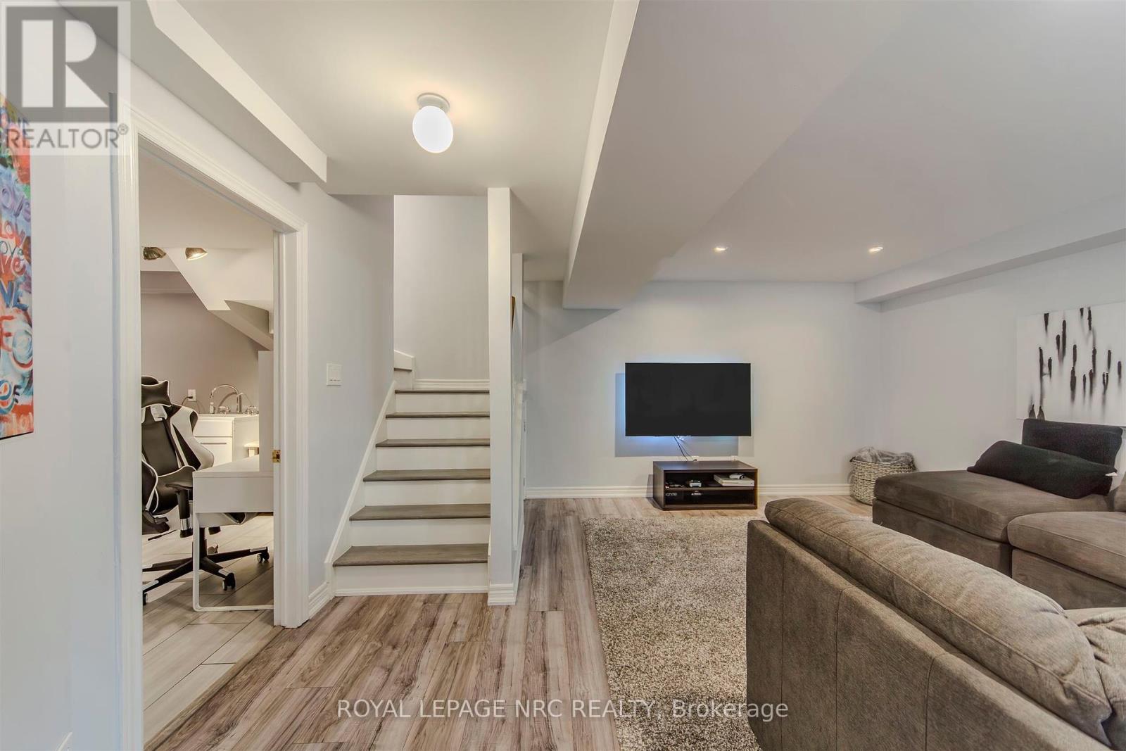 29 Grapevine Drive, Vaughan, Ontario  L4H 2W3 - Photo 39 - N12396912