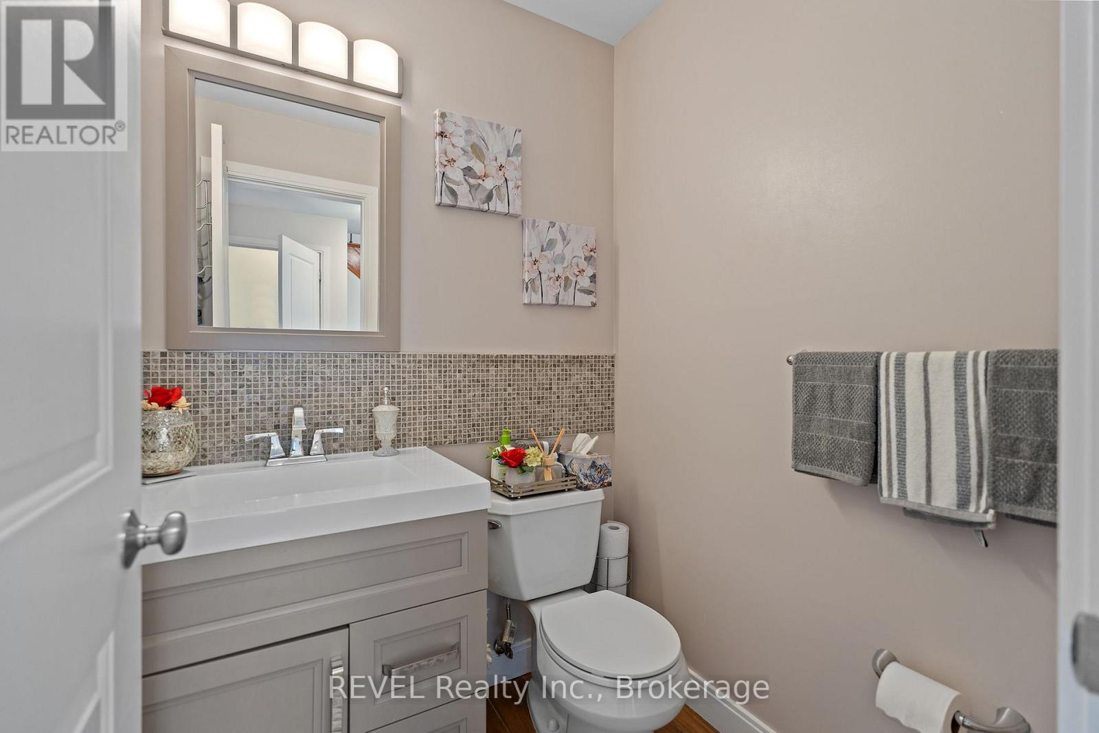 6558 Montrose Road, Niagara Falls, Ontario  L2H 1M4 - Photo 18 - X12396909