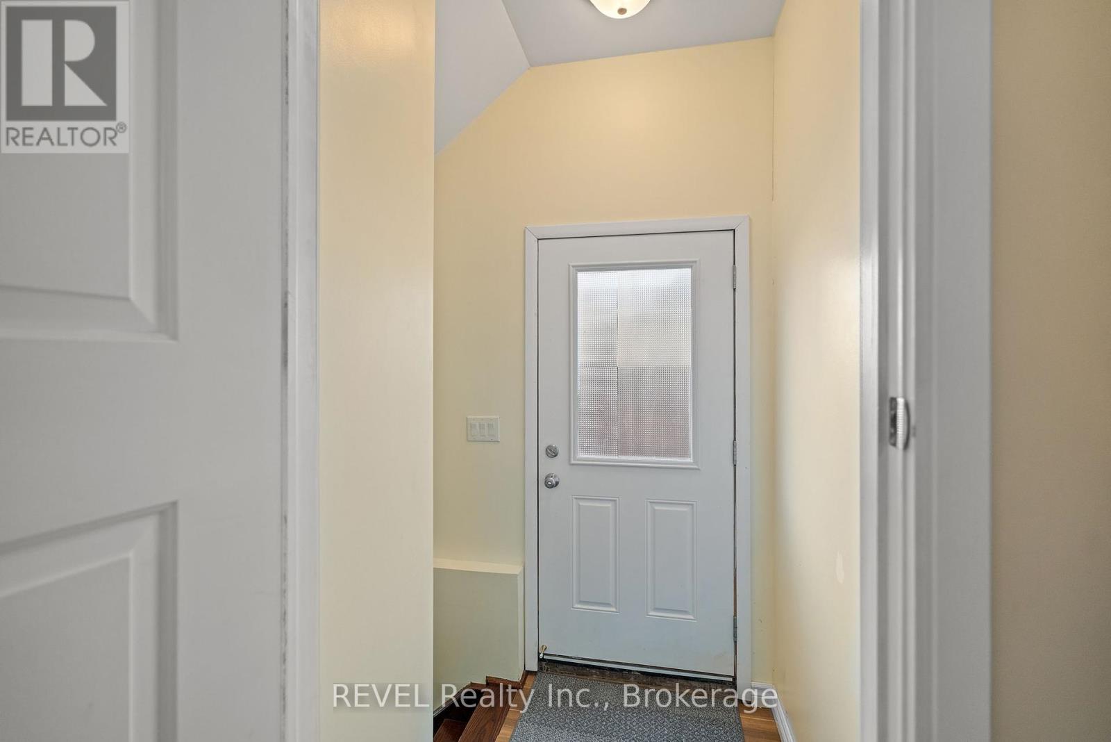 6558 Montrose Road, Niagara Falls, Ontario  L2H 1M4 - Photo 38 - X12396909