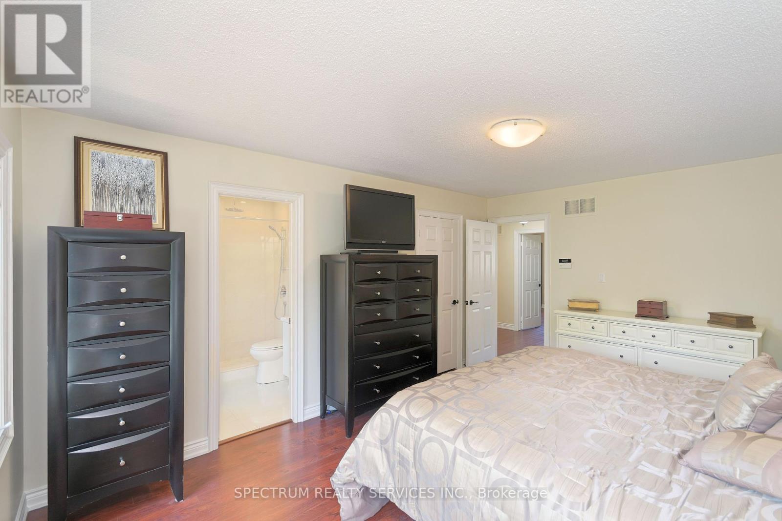 66 Decoroso Drive, Vaughan, Ontario  L4H 1N1 - Photo 19 - N12396677