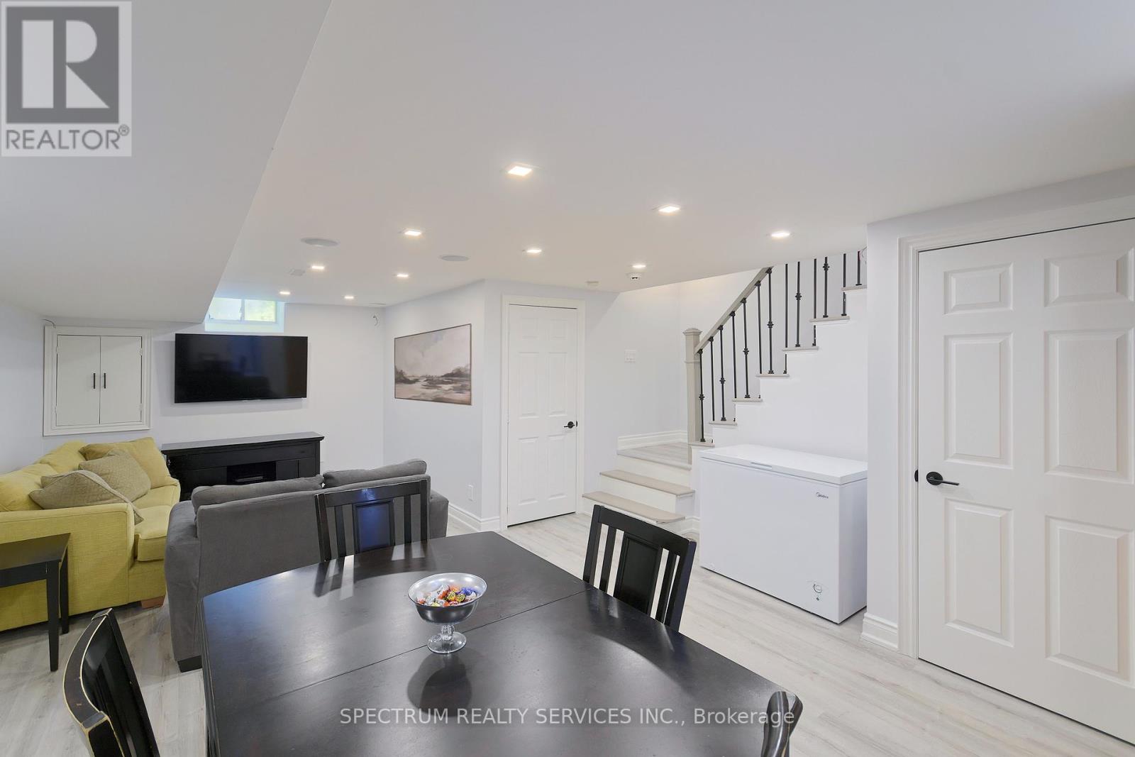 66 Decoroso Drive, Vaughan, Ontario  L4H 1N1 - Photo 30 - N12396677
