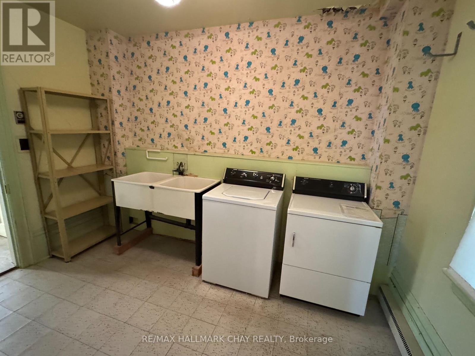 965 10th Line, Innisfil, Ontario  L9S 3N4 - Photo 22 - N12396694