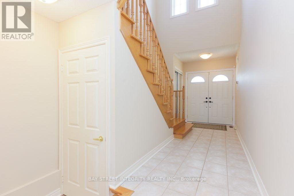 150 Valentina Drive, Markham, Ontario  L3R 4R9 - Photo 2 - N12396759