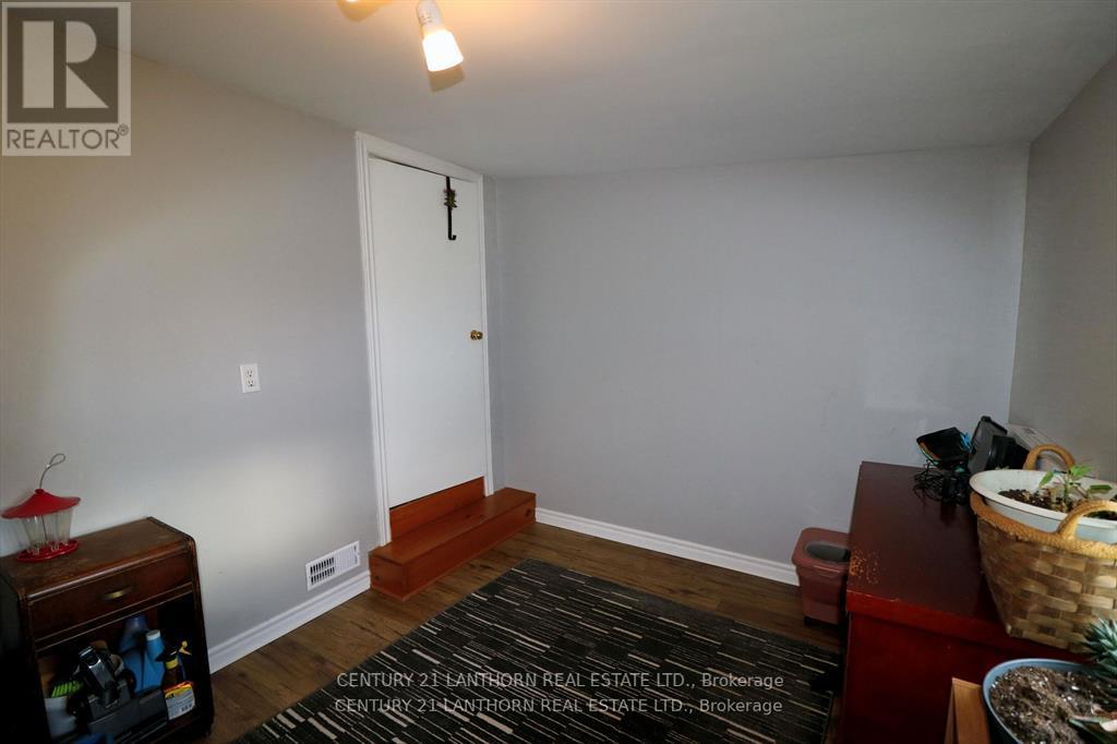 13 St Philip Street, Prince Edward County (South Marysburg Ward), Ontario  K0K 2P0 - Photo 18 - X12396872