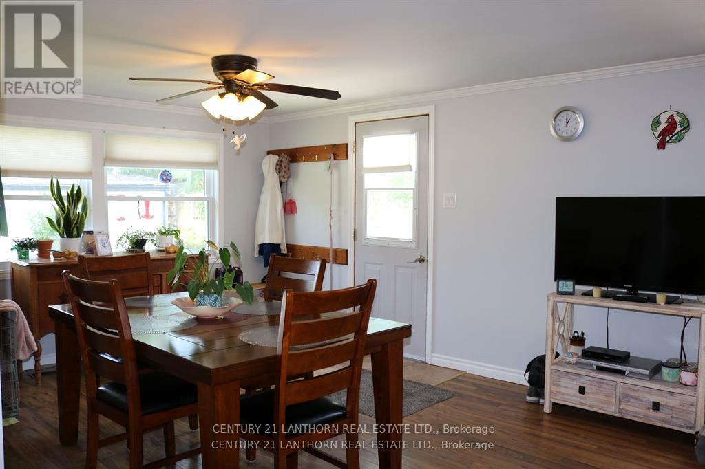 13 St Philip Street, Prince Edward County (South Marysburg Ward), Ontario  K0K 2P0 - Photo 5 - X12396872