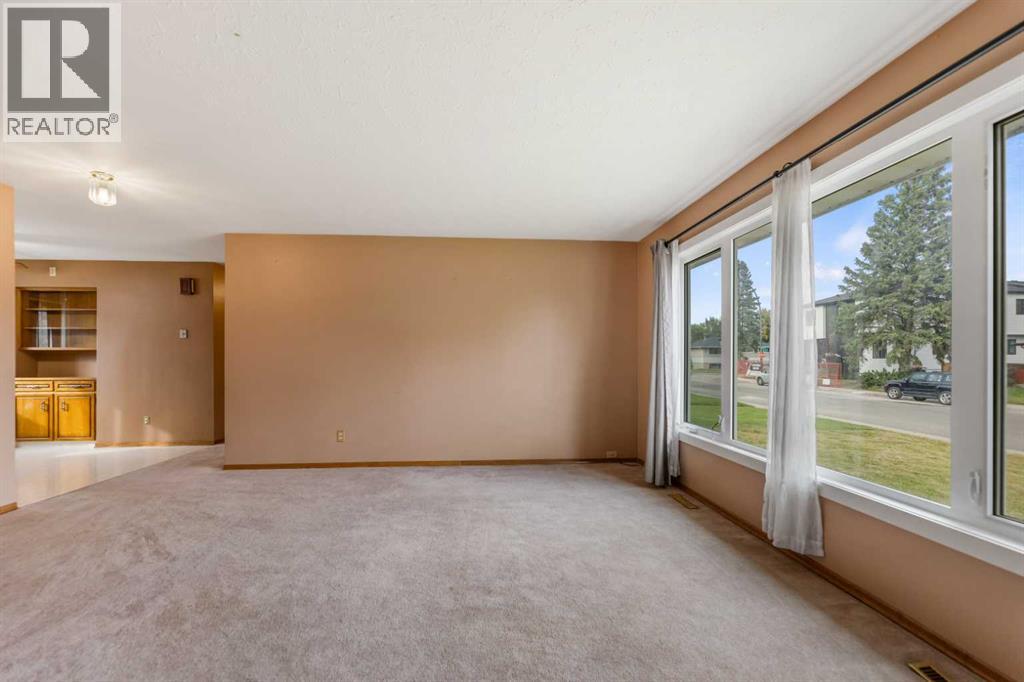 2211 43 Street Se, Calgary, Alberta  T2B 1H4 - Photo 14 - A2252924