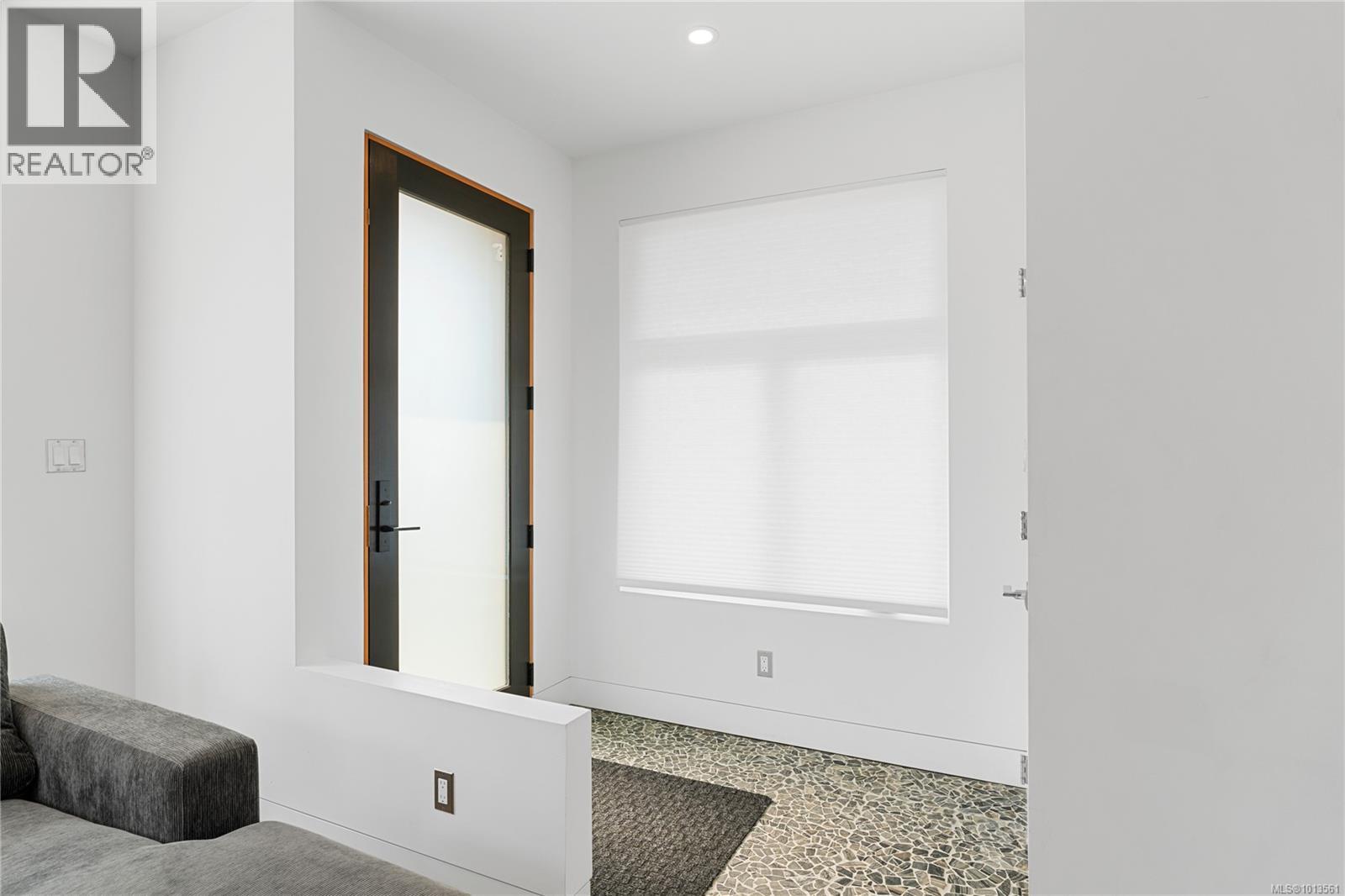 Property at 3341 Skinner Rd image 4