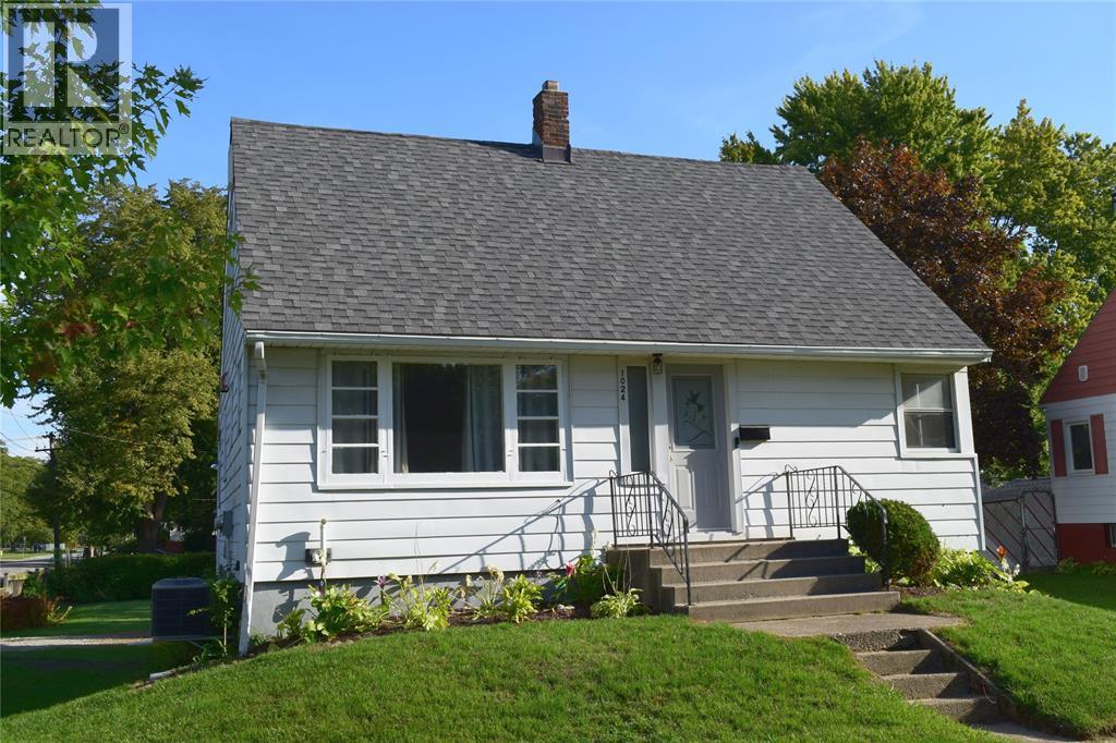 1024 BRENCHLEY STREET, Sarnia, Ontario