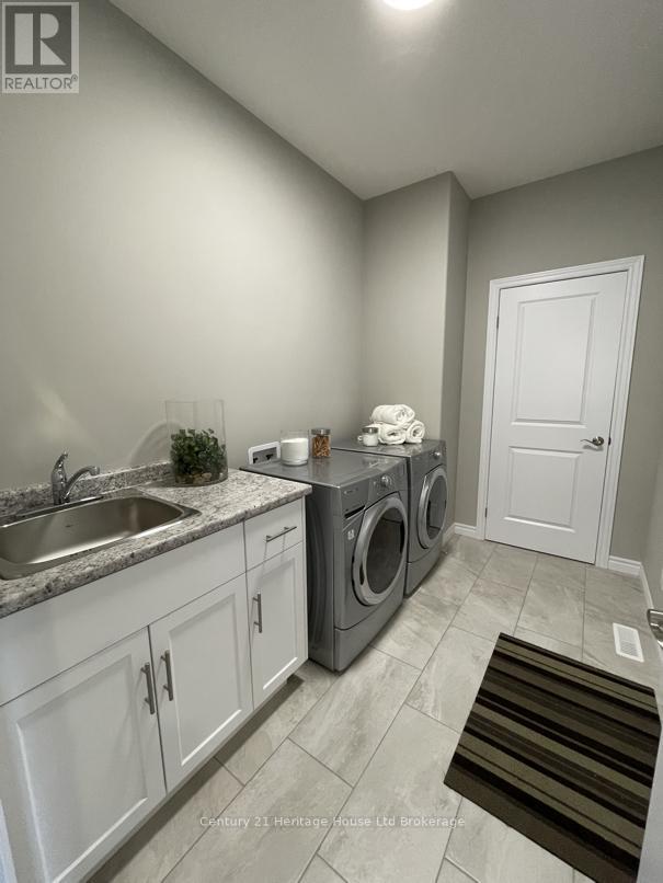 22 Matheson Crescent, East Zorra-Tavistock, Ontario  N0J 1M0 - Photo 34 - X12396837