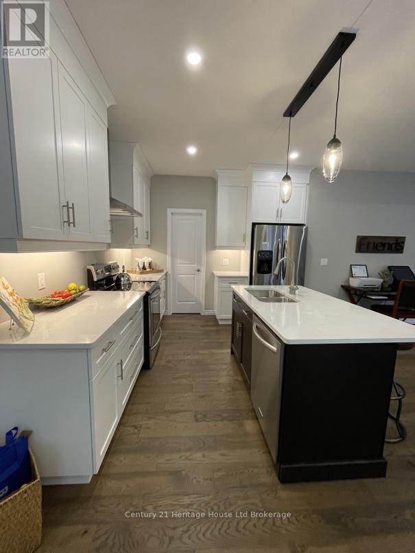 22 Matheson Crescent, East Zorra-Tavistock, Ontario  N0J 1M0 - Photo 36 - X12396837