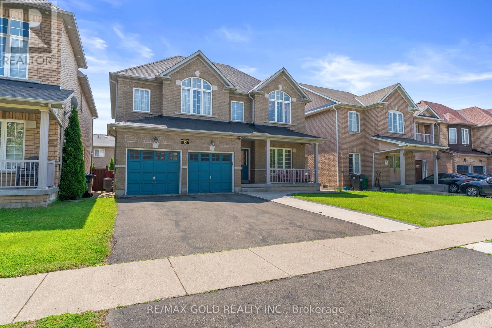 Property at 13 FOOTBRIDGE CRESCENT image 1