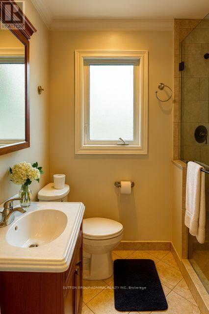 52 Acton Avenue, Toronto, Ontario  M3H 4G8 - Photo 10 - C12391299