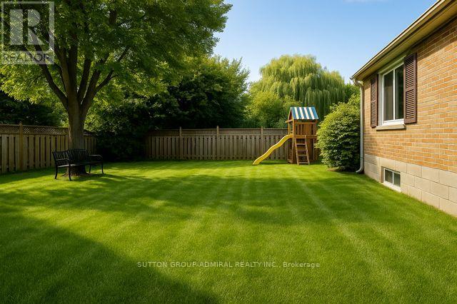 52 Acton Avenue, Toronto, Ontario  M3H 4G8 - Photo 13 - C12391299