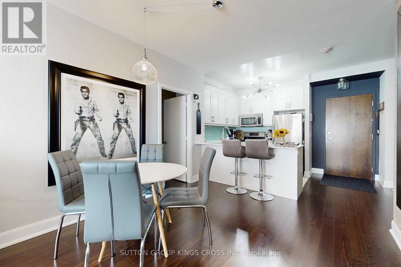 201 - 2470 Prince Michael Drive, Oakville (Jc Joshua Creek), Ontario  L6H 0G9 - Photo 5 - W12396679