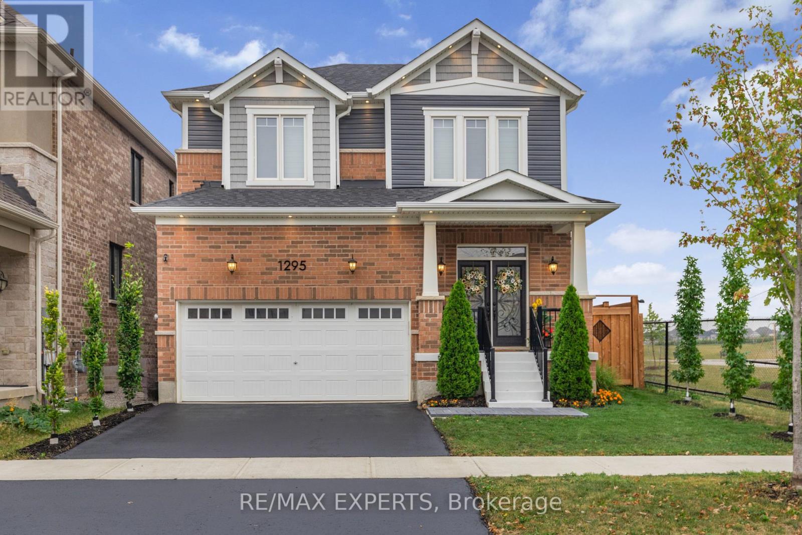 1295 Kovachik Boulevard, Milton (Walker), Ontario  L9E 1W7 - Photo 1 - W12396750