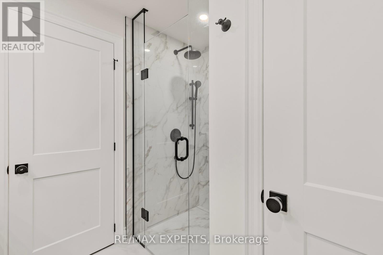 1295 Kovachik Boulevard, Milton (Walker), Ontario  L9E 1W7 - Photo 27 - W12396750