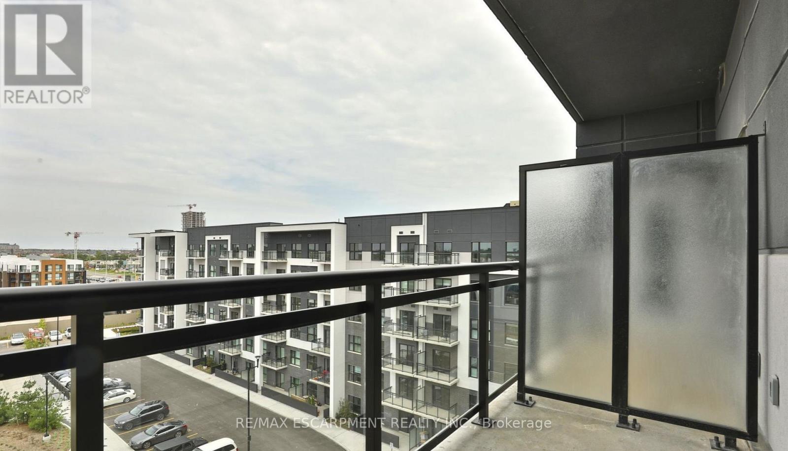 632 - 128 Grovewood Common, Oakville, Ontario  L6H 0K3 - Photo 13 - W12396757