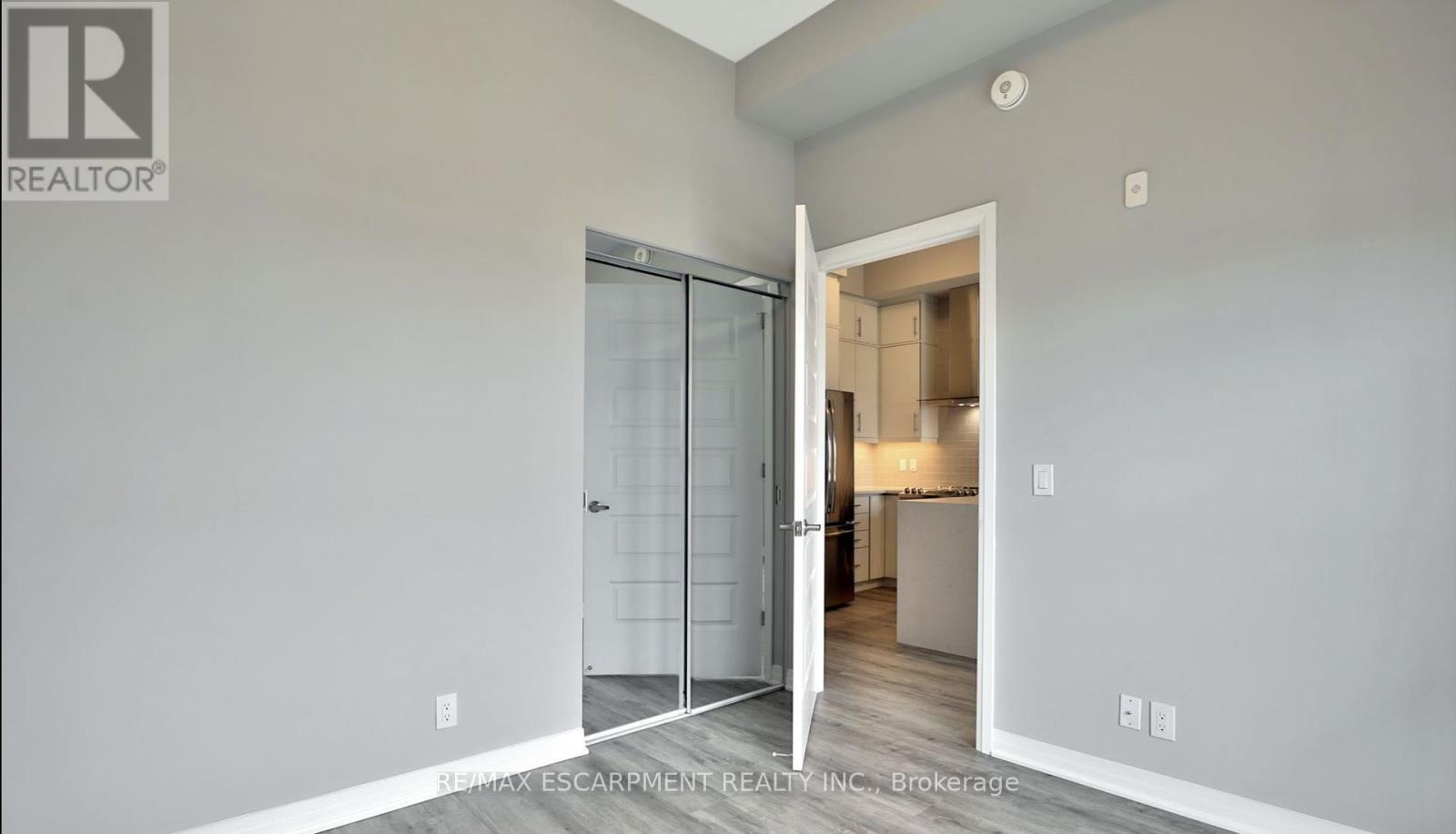 632 - 128 Grovewood Common, Oakville, Ontario  L6H 0K3 - Photo 14 - W12396757