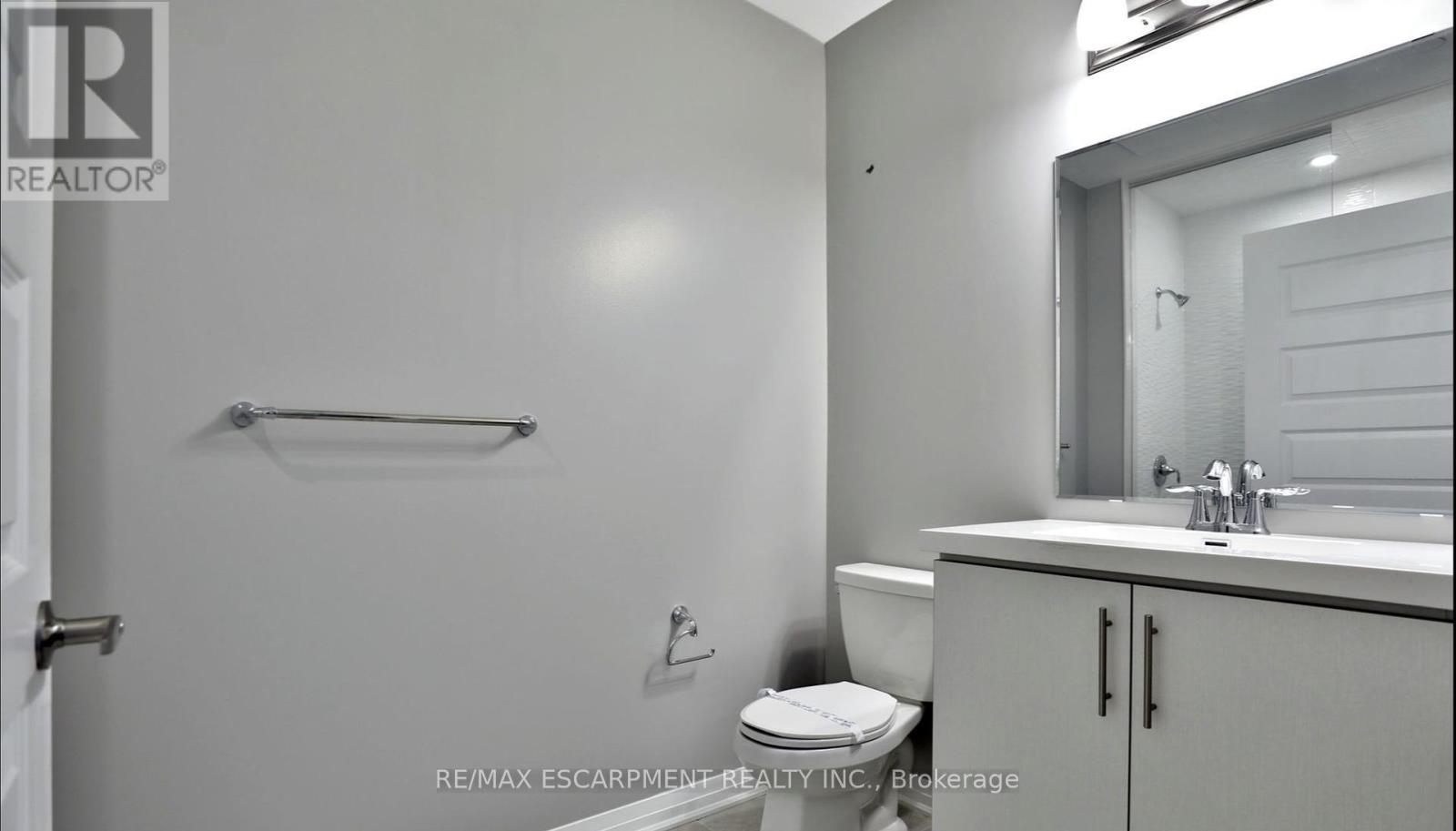 632 - 128 Grovewood Common, Oakville, Ontario  L6H 0K3 - Photo 16 - W12396757