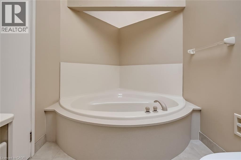 4189 Inglewood Drive, Burlington, Ontario  L7L 1E3 - Photo 21 - 40768219