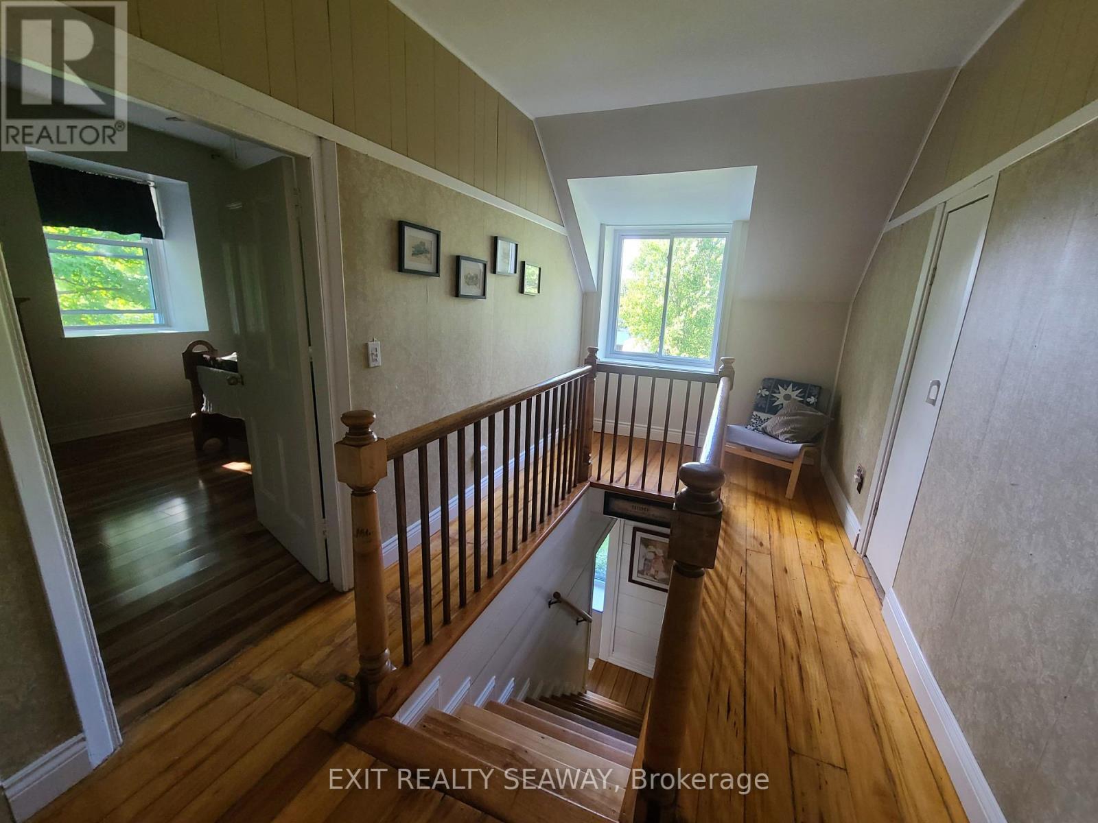 18199 Street Road, South Glengarry, Ontario  K6H 5R6 - Photo 12 - X12396969