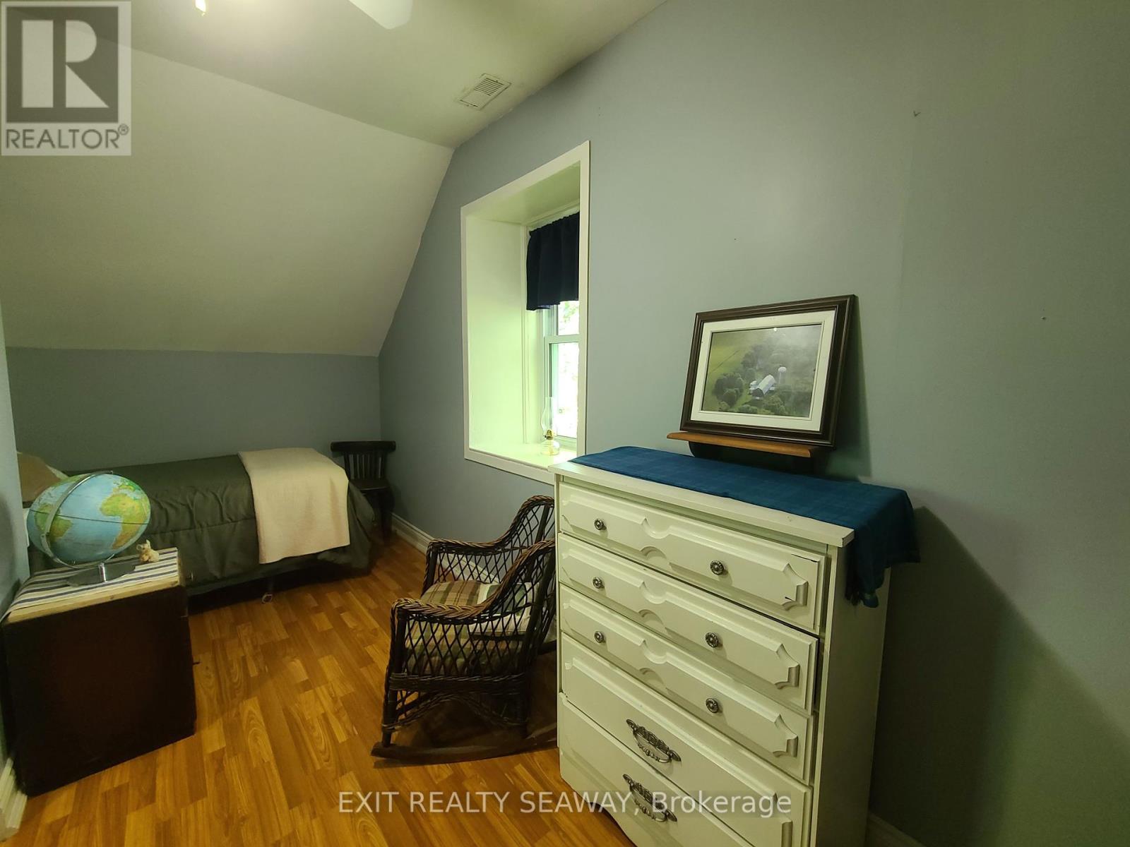 18199 Street Road, South Glengarry, Ontario  K6H 5R6 - Photo 16 - X12396969