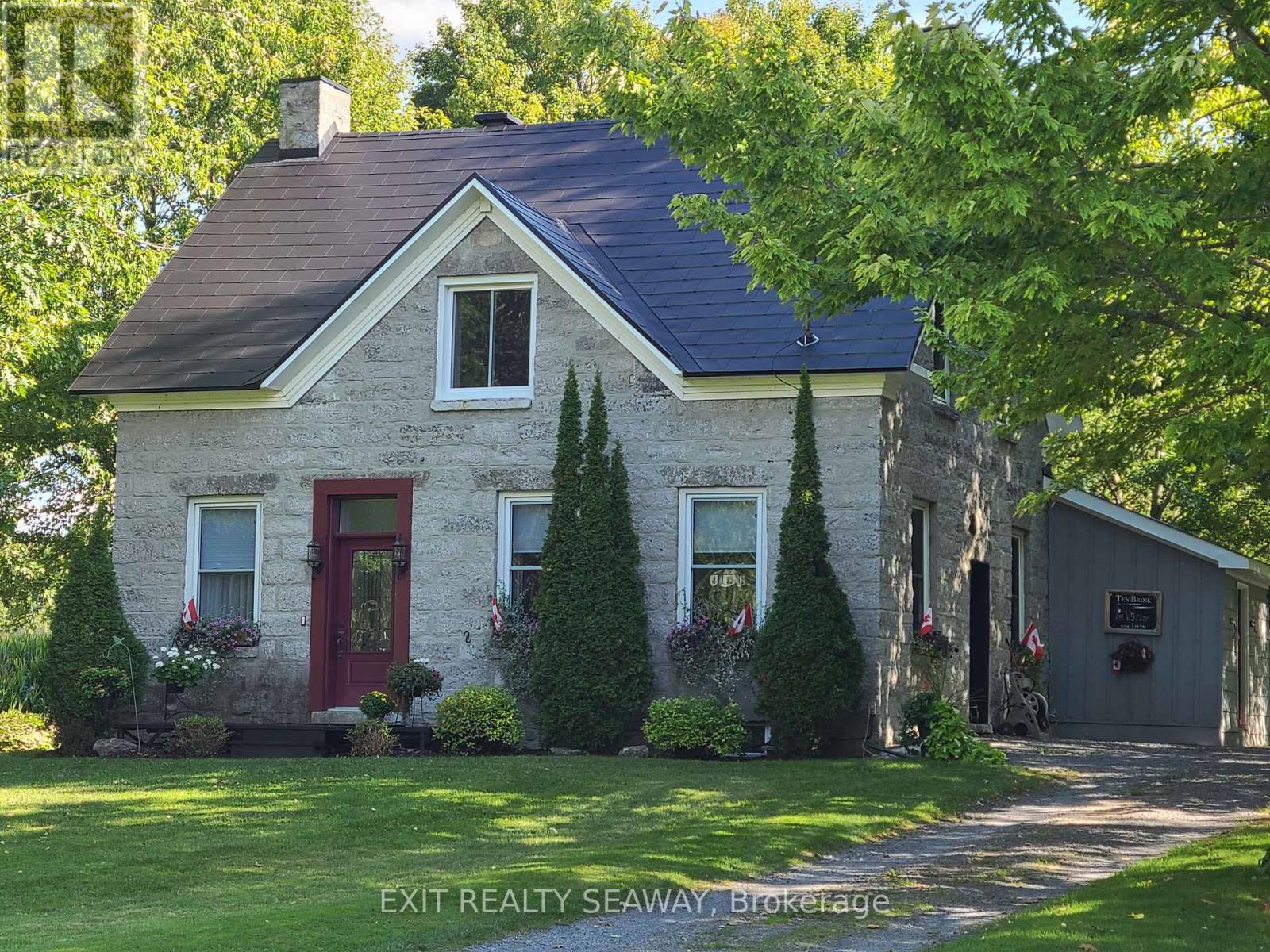 18199 Street Road, South Glengarry, Ontario  K6H 5R6 - Photo 2 - X12396969