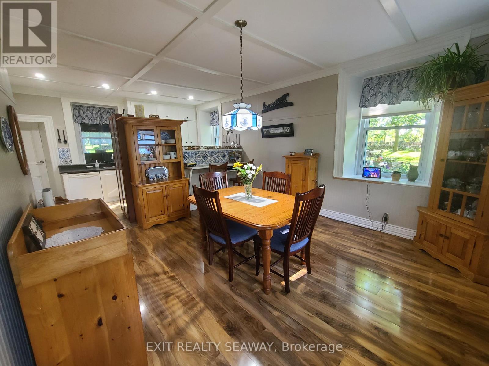18199 Street Road, South Glengarry, Ontario  K6H 5R6 - Photo 8 - X12396969