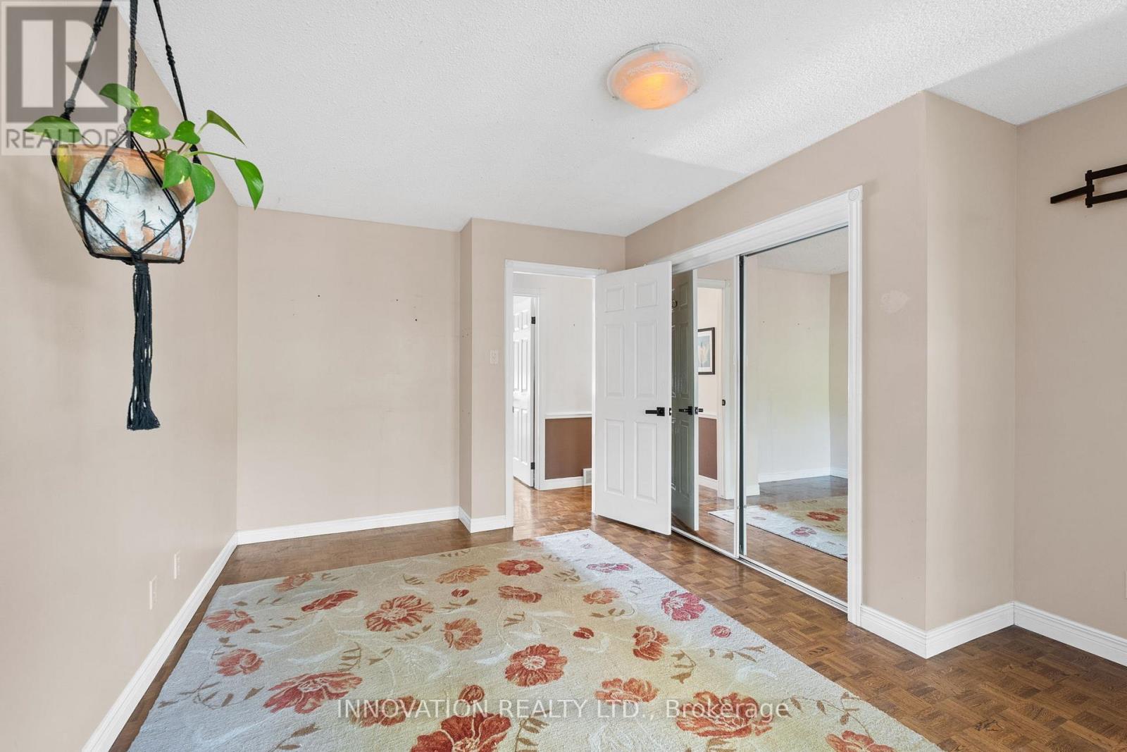 2931 Ahearn Avenue, Ottawa, Ontario K2B 7A2 - Photo 14 - X12396466