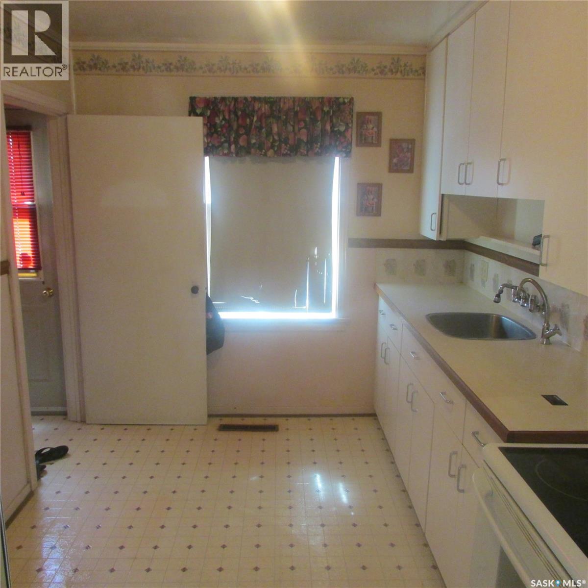 2802 Mctavish Street, Regina, Saskatchewan  S4S 2C4 - Photo 6 - SK017888