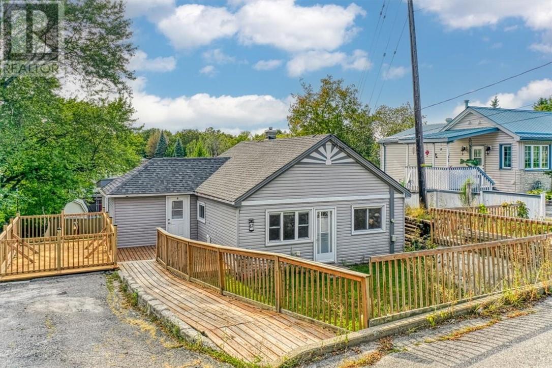 67 Mooney Street, Sudbury, Ontario  P3B 3H3 - Photo 1 - 2124678