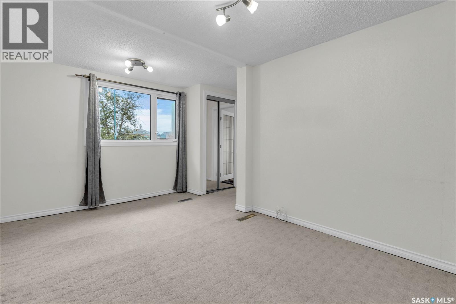 2344 Edgar Street, Regina, Saskatchewan  S4N 3L1 - Photo 5 - SK017930