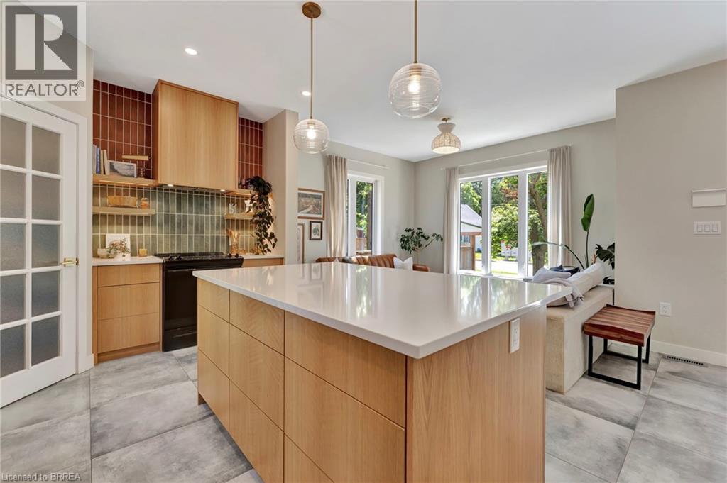 Photo 21 of 50 for 21 North Street