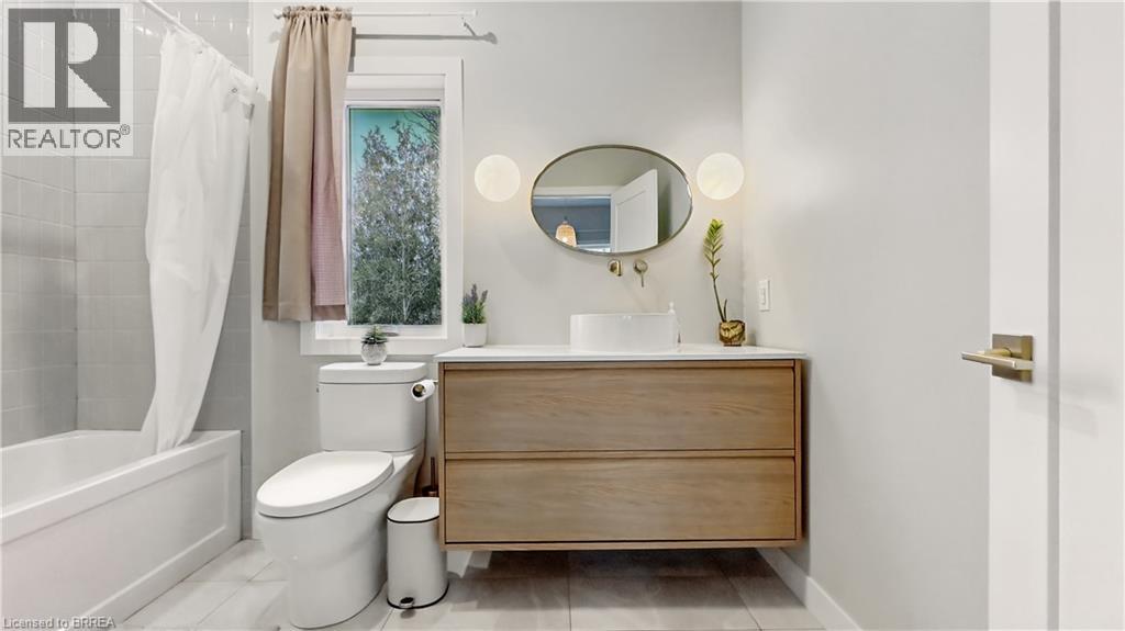 Photo 33 of 50 for 21 North Street