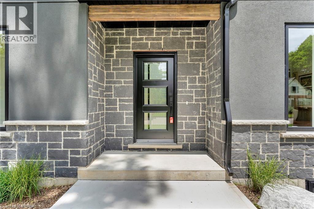 Photo 4 of 50 for 21 North Street