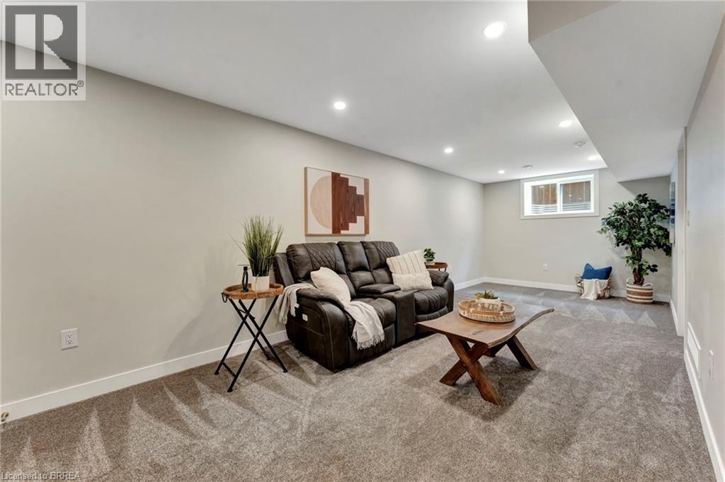 Photo 40 of 50 for 21 North Street