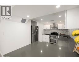60 CHAMPLAIN Avenue Unit# Main Floor 280 - Greenford