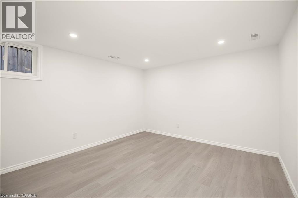 60 Champlain Avenue Unit# Main Floor, Hamilton, Ontario  L8G 2H7 - Photo 9 - 40768726