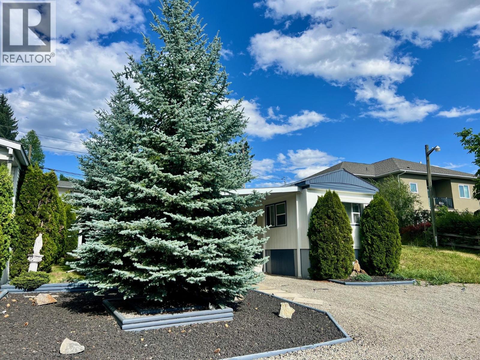 445 6th Avenue N Unit# 1, Creston, British Columbia  V0B 1G3 - Photo 3 - 10354955
